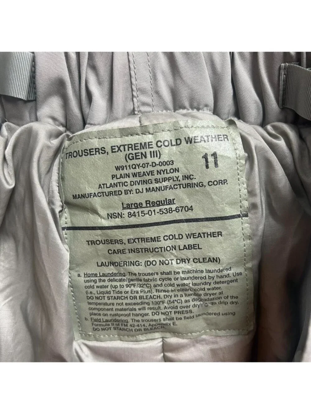 US Army ECWCS Gen III Level 7 Extreme Cold Weather Pants Large Regular